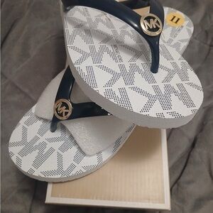 Michael Kors Navy and White Patterned Flip Flops
